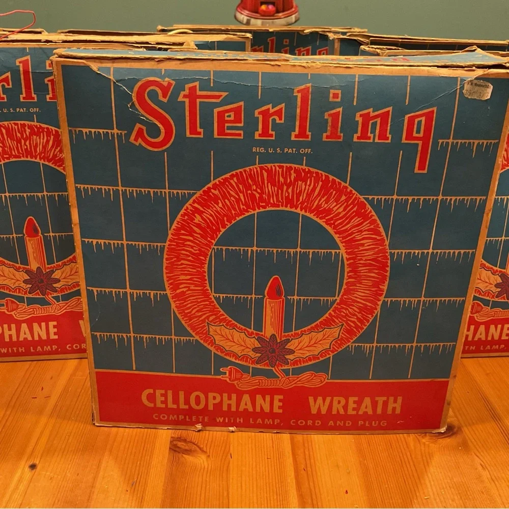 VINTAGE CHRISTMAS RED CELLOPHANE WINDOW WREATHS WITH CANDLE MID CENTURY KITCSH